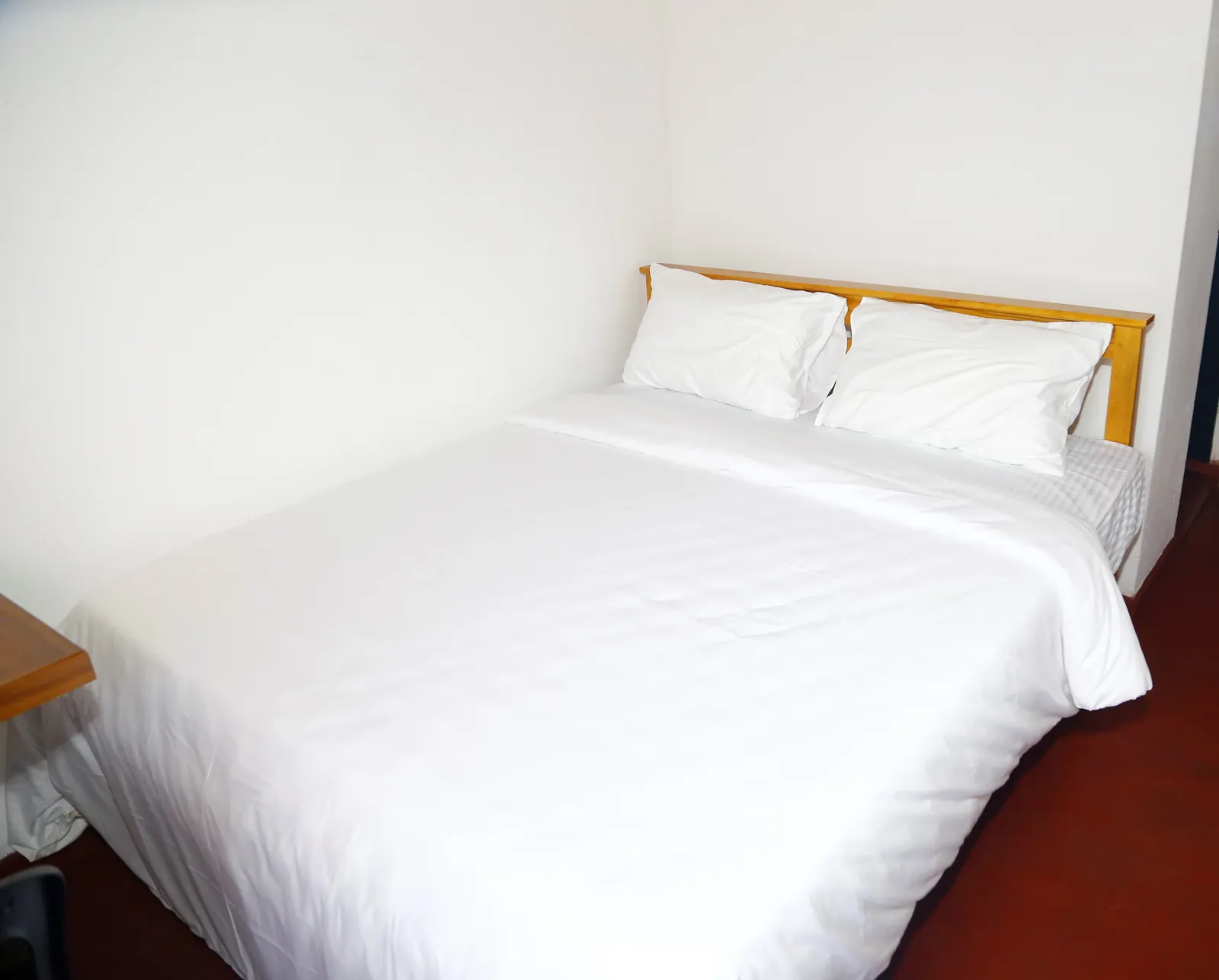 Room at Kamayan in Unawatuna